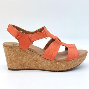 Clarks Collection Womens Sandals Sz 8.5M Salmon Leather Strappy Slingback Wedge